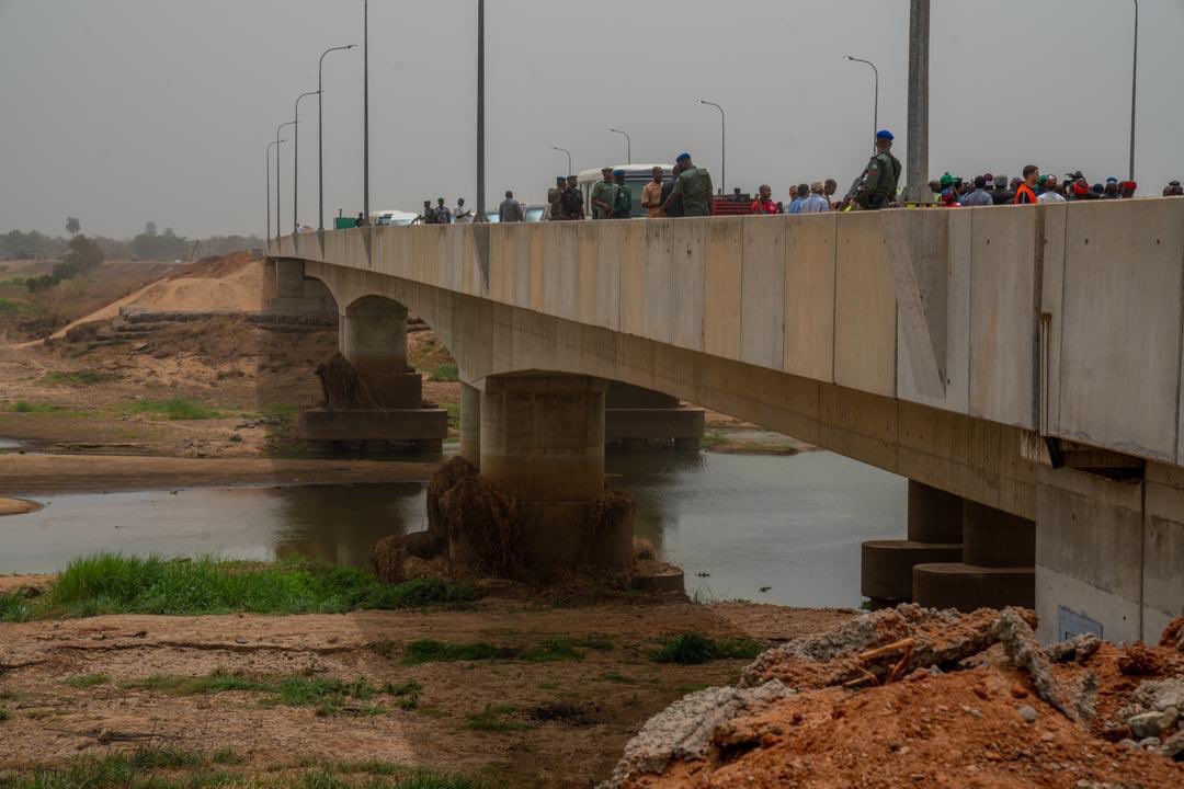 Loko-Oweto Bridge