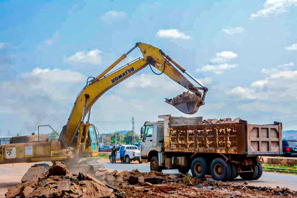 Kuto Bridge construction