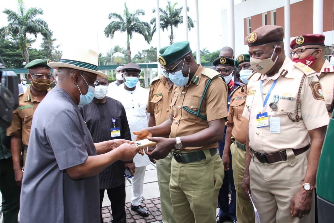 The Presentation To Nigeria Correctional Sservices By Gov Wike 