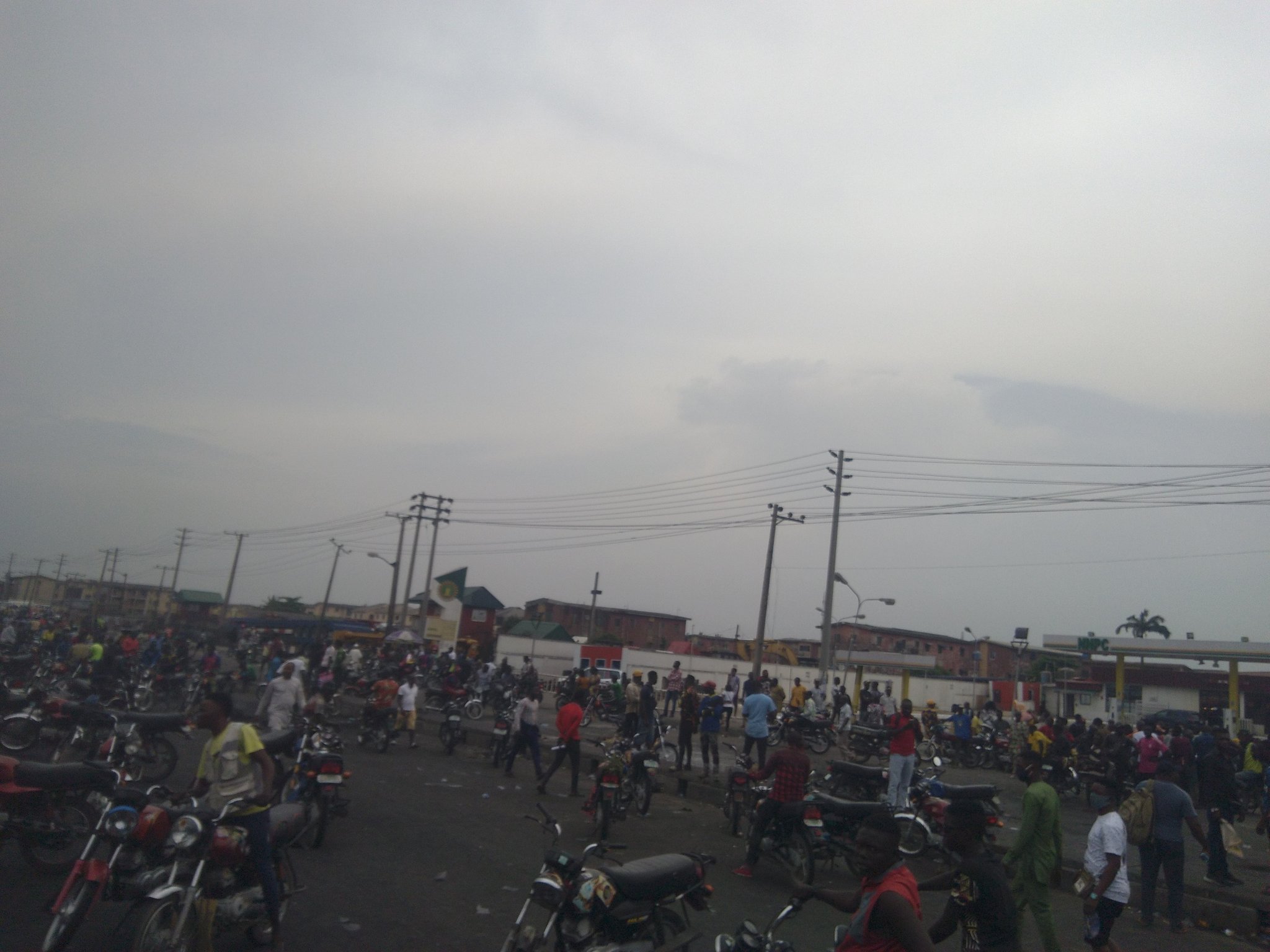 Okada Riders And Lagos Taskforce Officials Clash At Second Rainbow | AutoReportNG.com