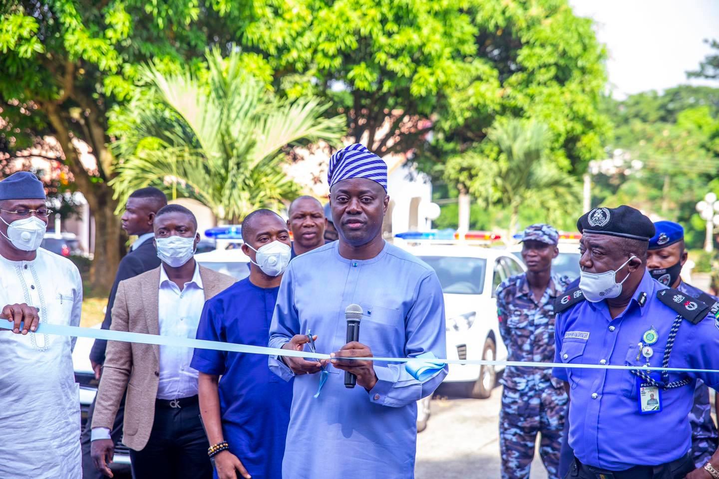 Makinde hands over 25 operational vehicles to security agencies