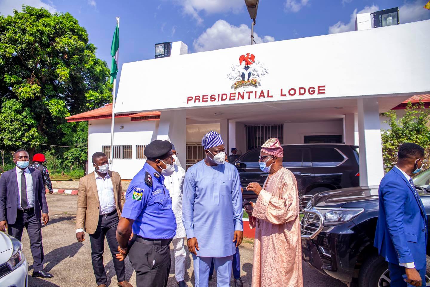 Makinde hands over 25 operational vehicles to security agencies