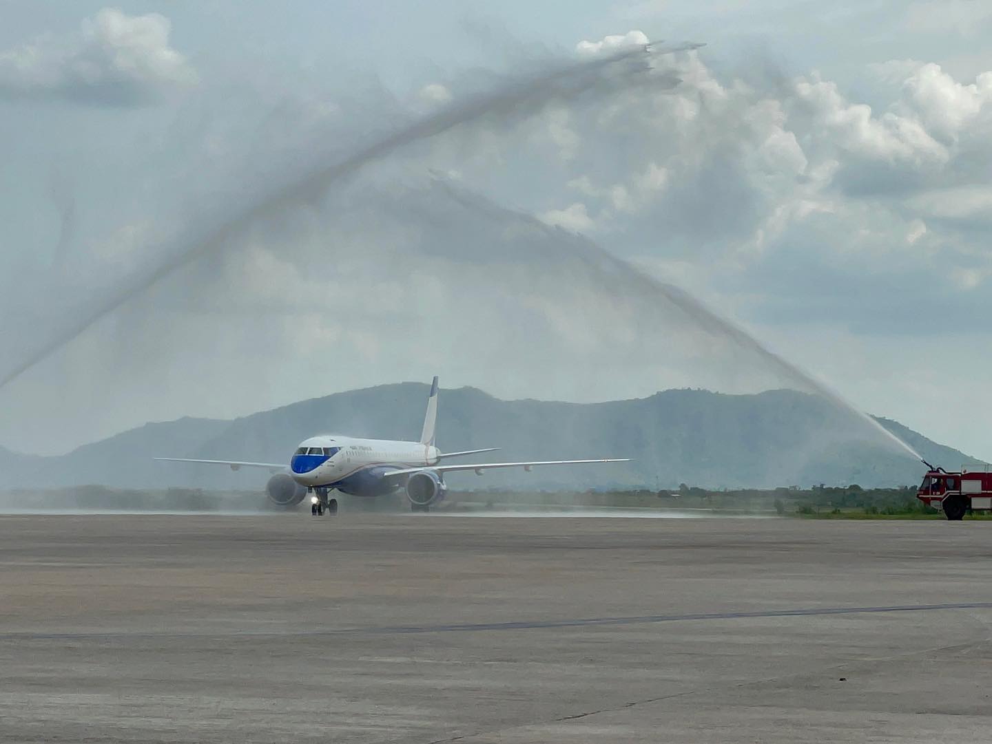 Water Salute For The Latest airline 